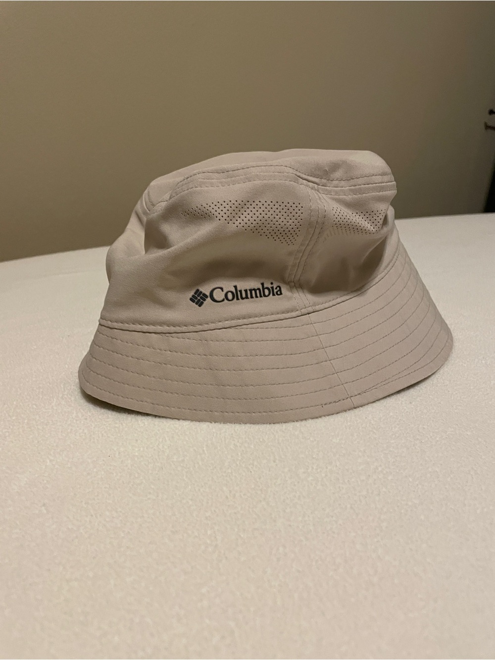 Columbia Omni-Shield Women's Bucket Hat - Beige